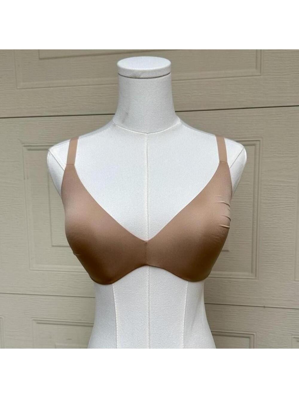 Skims Clay Smooth Wireless Satin Bra 36DDD